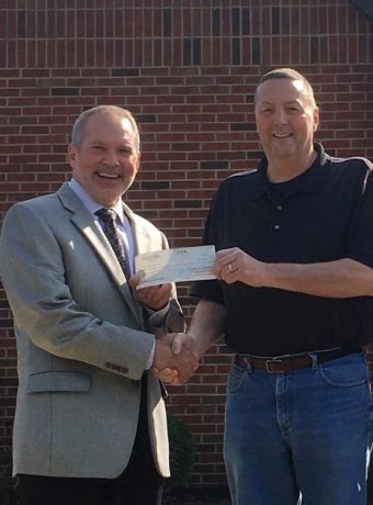 Knights of Columbus donates to Pickaway County Board of DD